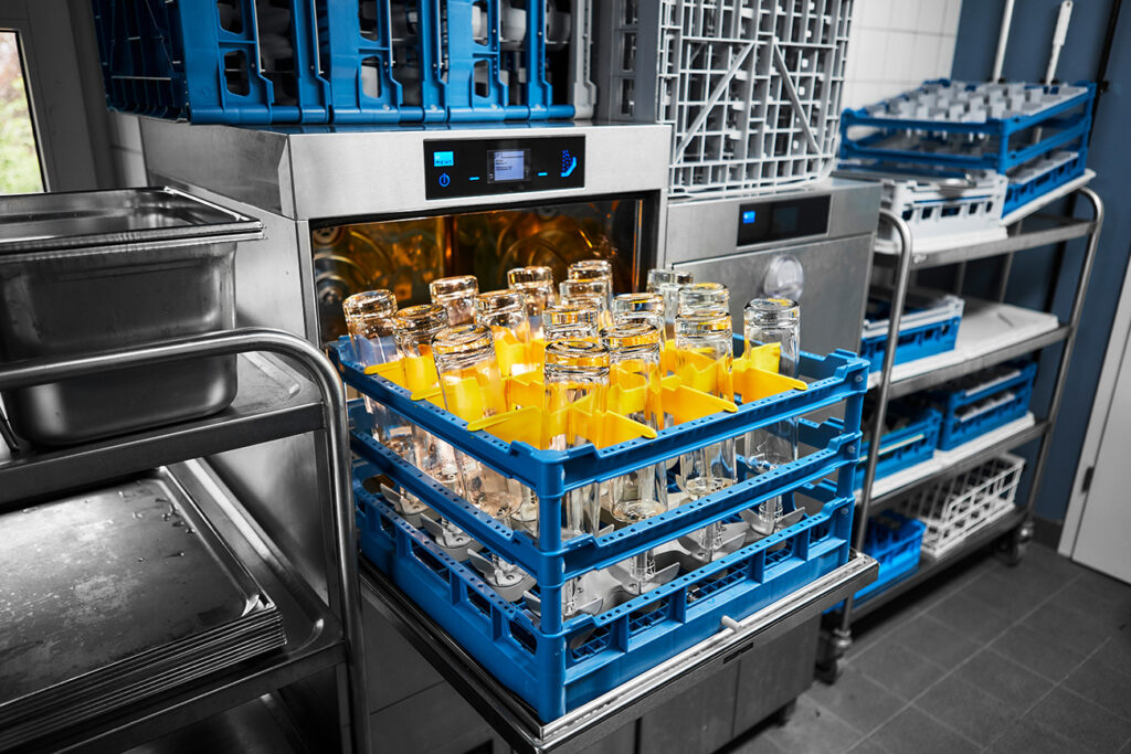 MEIKO introduceert slim wassysteem voor herbruikbare flessen